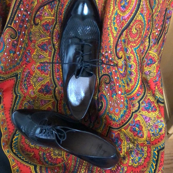 Wonders Oxford Leather Shoes - Picture 6 of 15